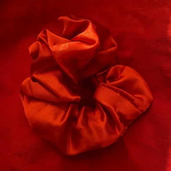 LED Light Up Hair Scrunchies for Women and Girls - LIMITED QUANTITIES - Picture 4 of 16